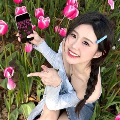 9顶假发的女孩 在线观看